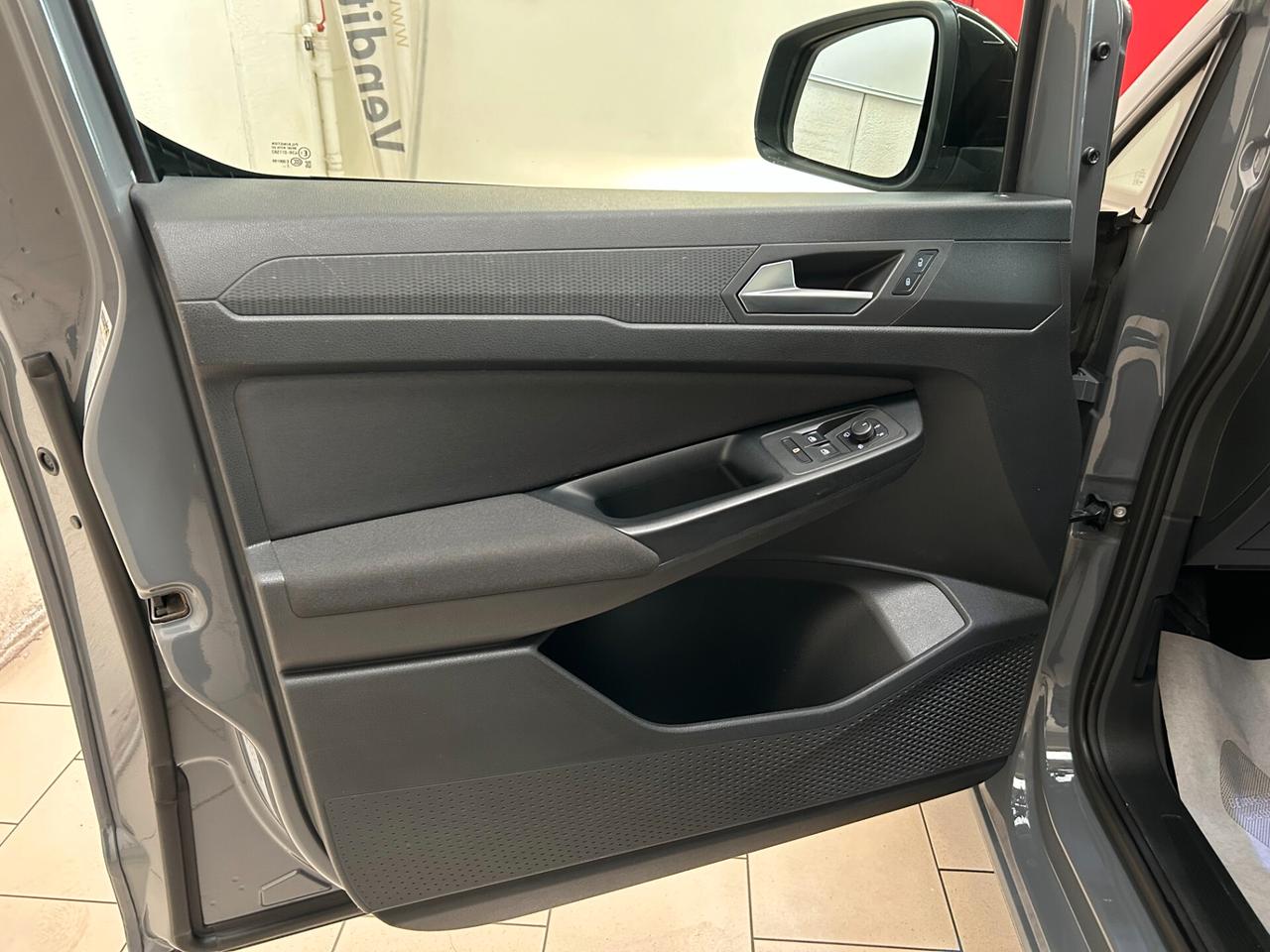 Ford Grand Tourneo Connect Plus 2.0d c.auto-Ok Neopat-Dettagli in Bio