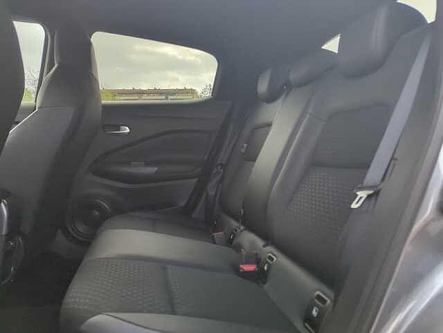 Nissan Juke 1.6 HEV N-Connecta Auto