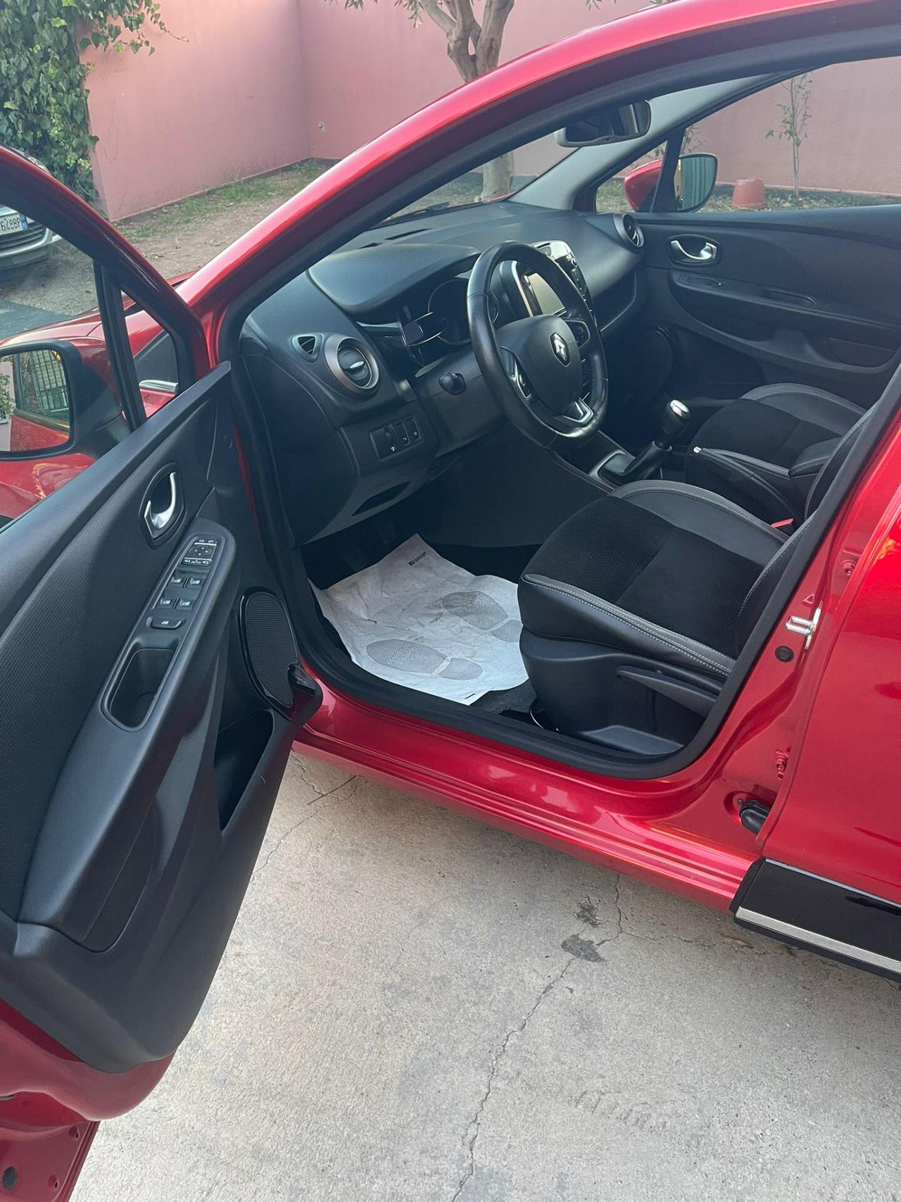 Renault Clio dCi 8V 90CV Start&Stop 5 porte Energy Intens