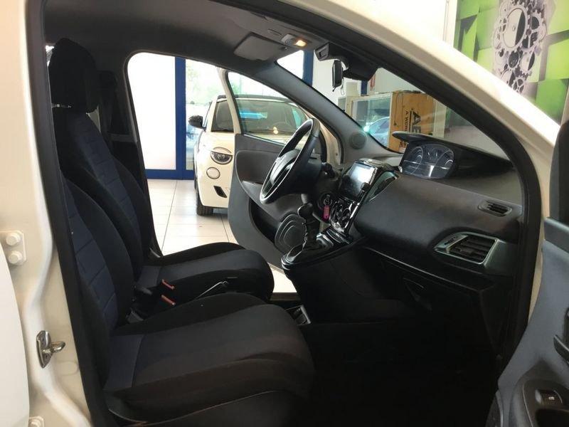 Lancia Ypsilon 1.0 FireFly 70cv Hybrid Gold Plus MY23