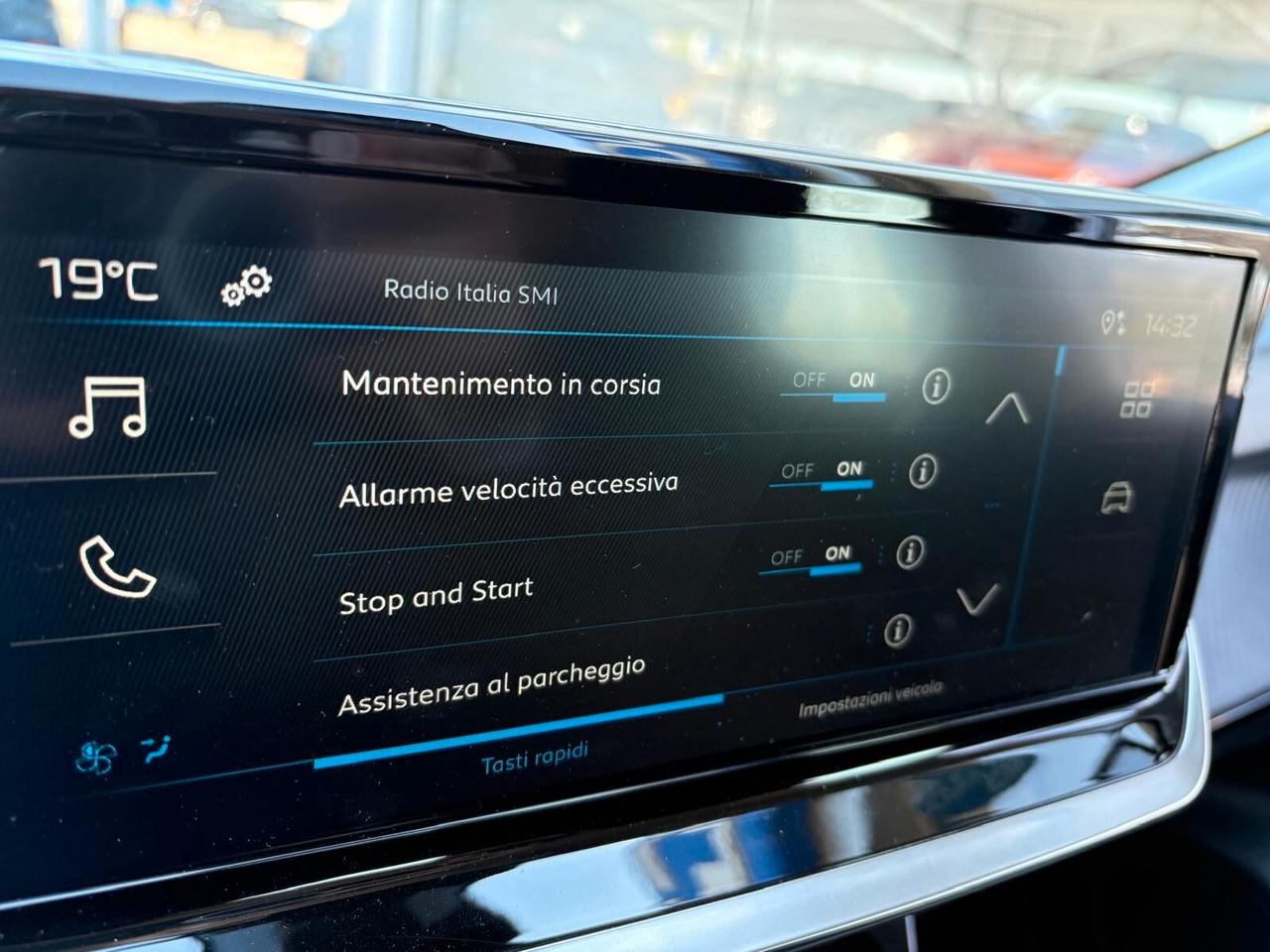 Peugeot 208 STYLE PureTech 100 5 porte SPOTICAR