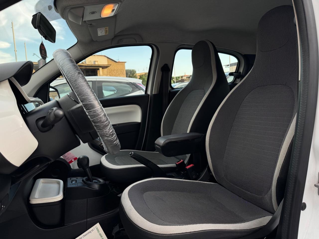 Renault Twingo 900 90CV TURBO Automatica NAVI