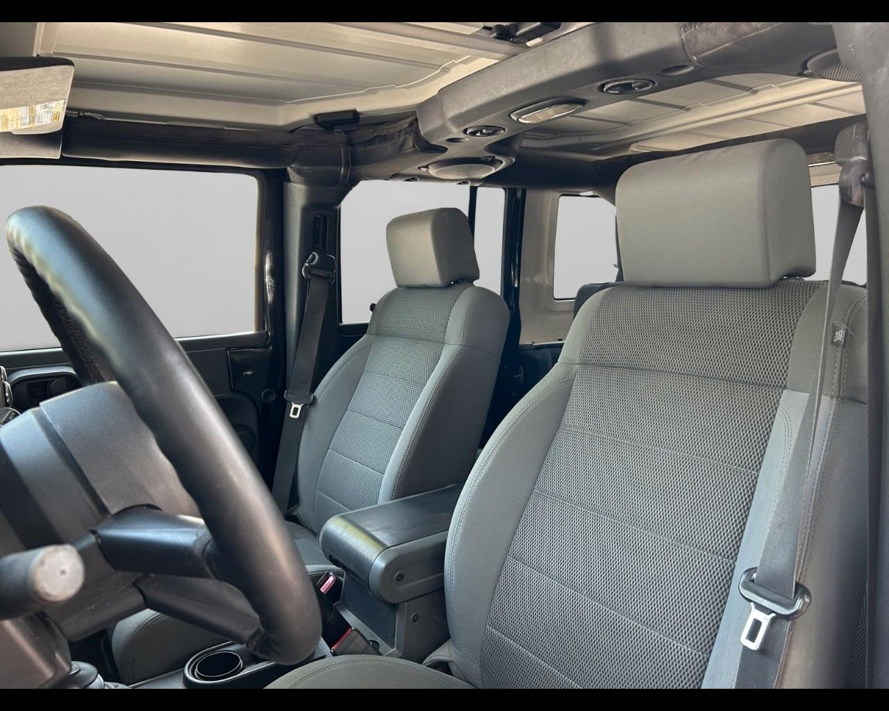 JEEP Wrangler III 2007 Unlimited - Wrangler Unlimited 2.8 crd Sah