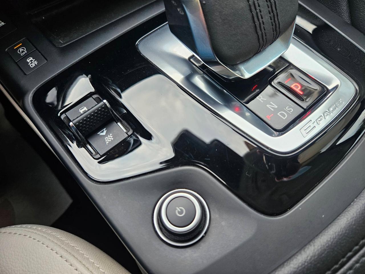 Jaguar E-Pace 2.0D I4 163 CV AWD Auto R-Dynamic SE