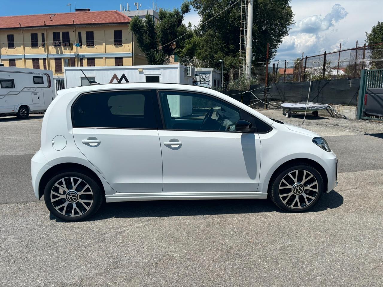 Volkswagen up! e-up! 82 CV