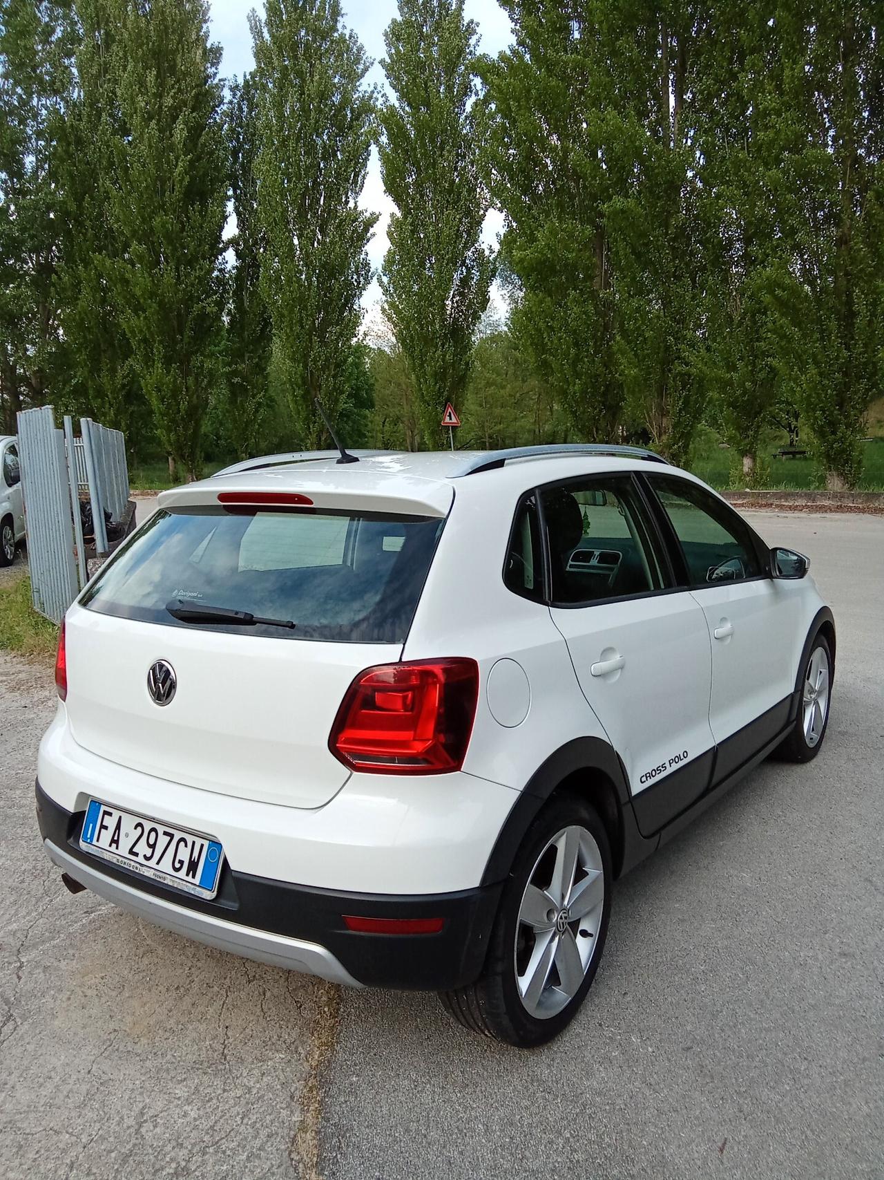 Volkswagen Polo Cross 1.4 TDI 12/015