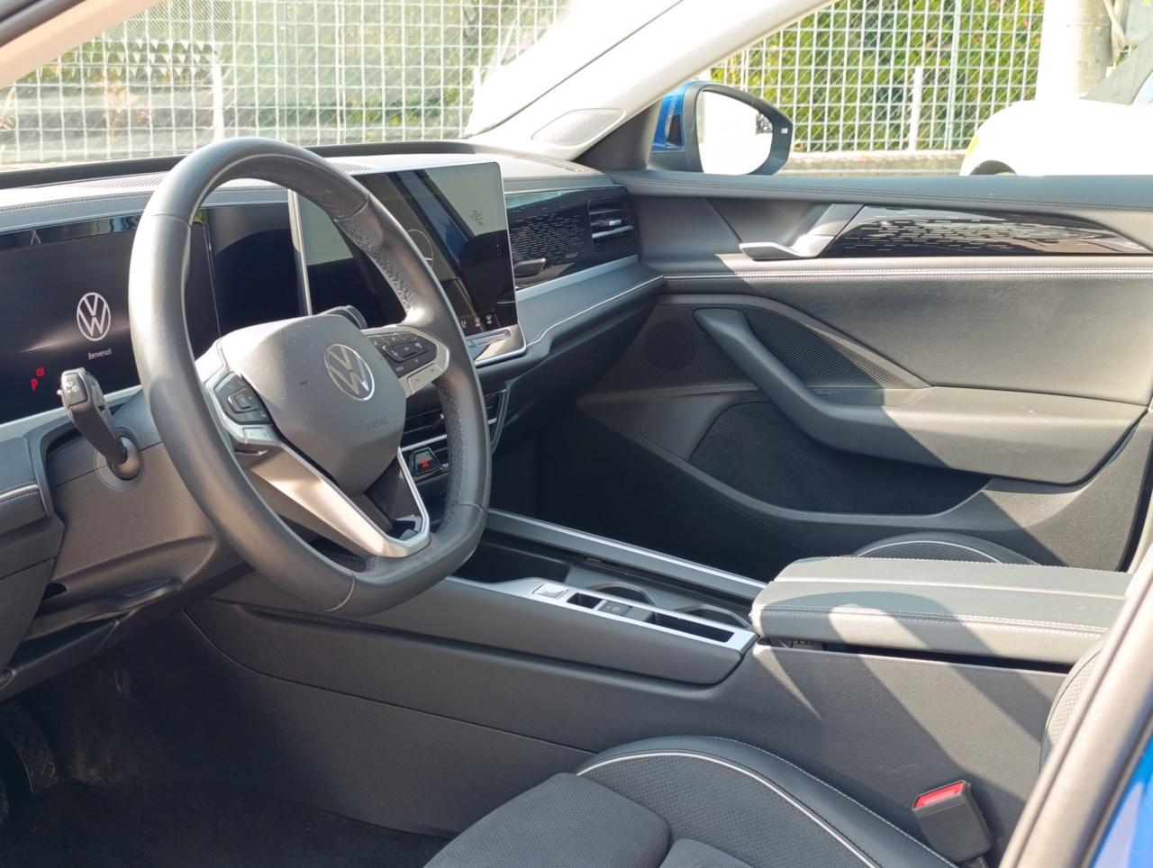 Volkswagen Passat 2.0 tdi scr R-Line 150cv dsg
