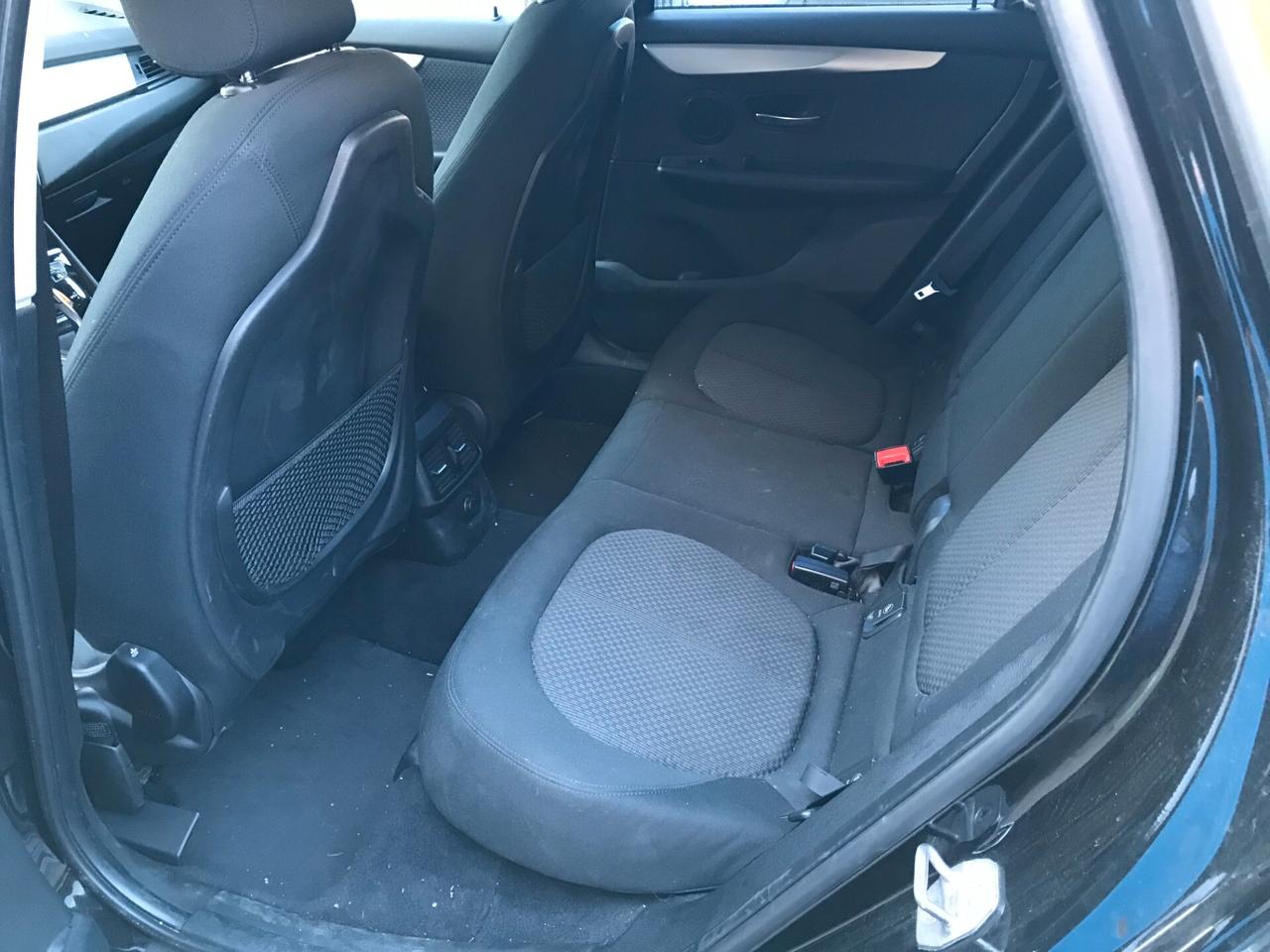 Bmw 2er Active Tourer 218d Advantage