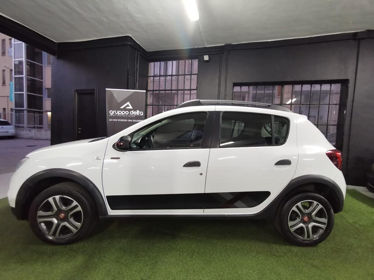 Dacia Sandero Stepway 0.9 TCe Techroad NEOPATENTATI GARANZIA 12 MESI