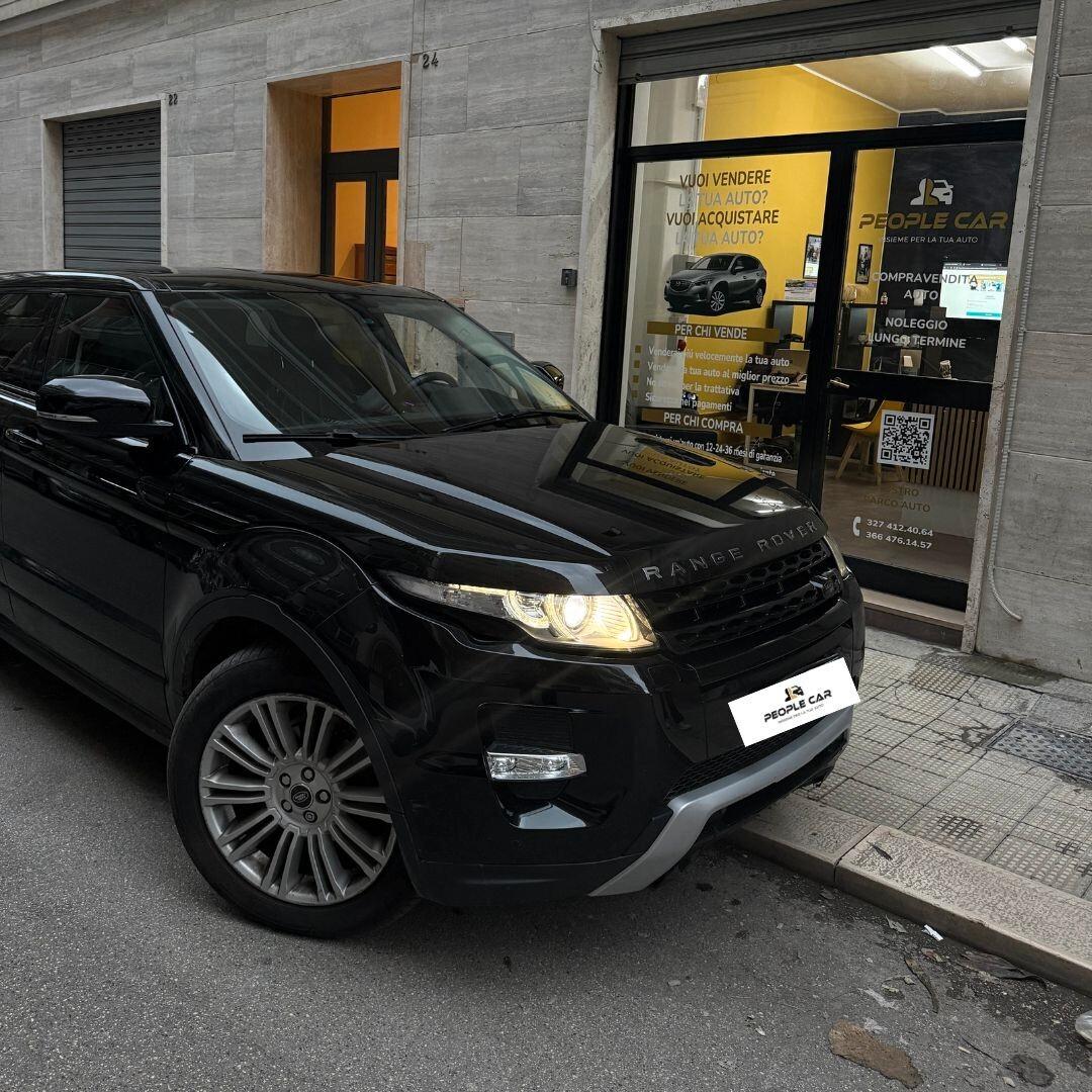 Range Rover Evoque 2.2 TD4 5p. Pure