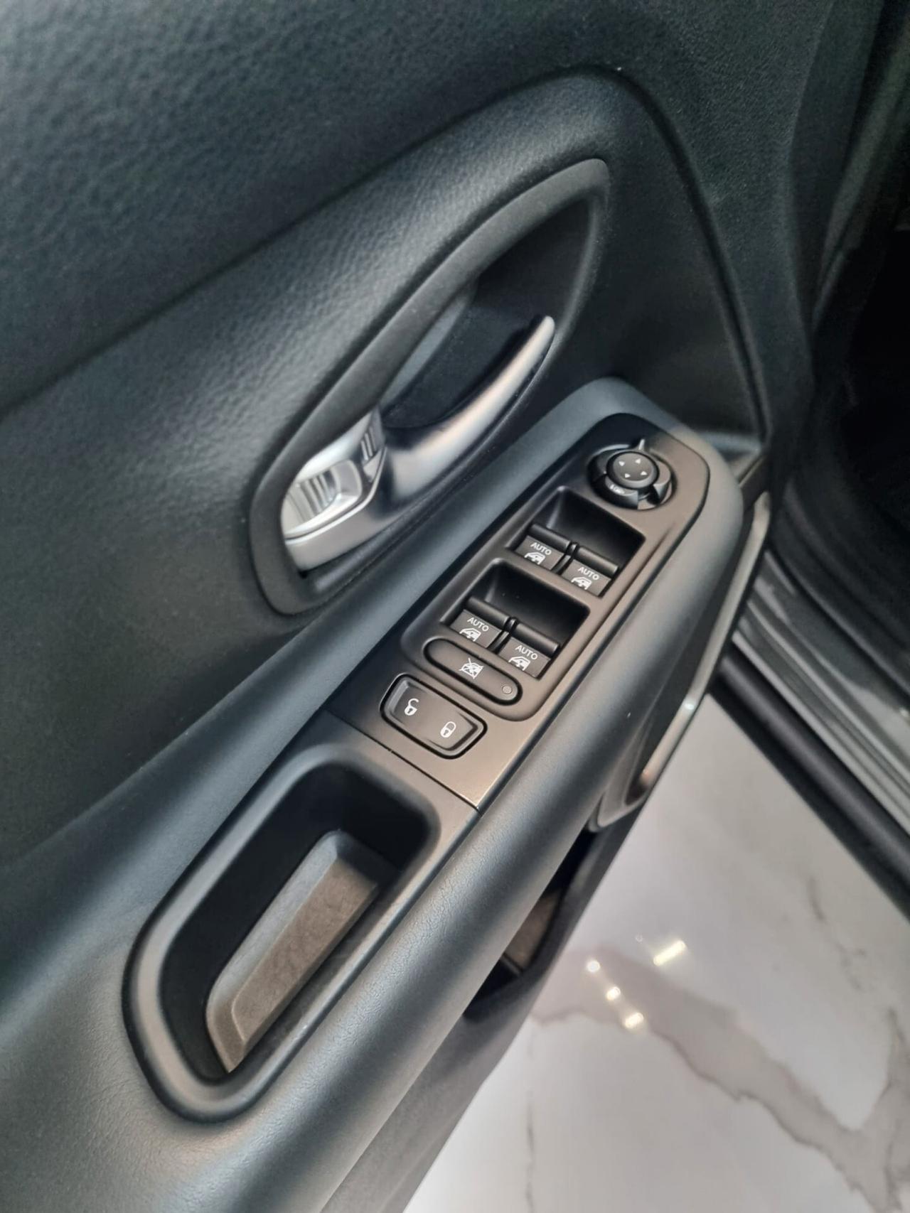 Jeep Renegade 1.6 Mjt DDCT 120 CV Limited