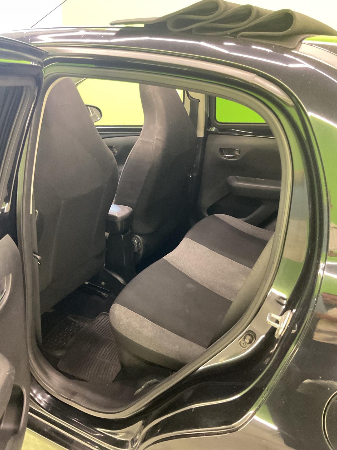 Citroen C1 Airscape VTi 68 5 porte Shine