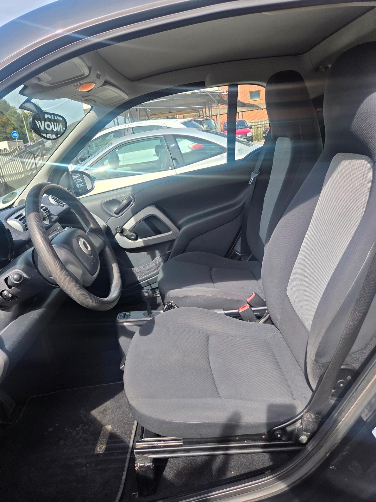Smart ForTwo 1000 52 kW coupé pure