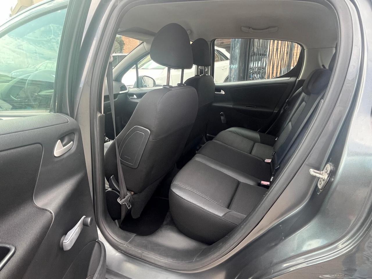 Peugeot 207 1.4 HDi 70CV FAP 5p. X Line