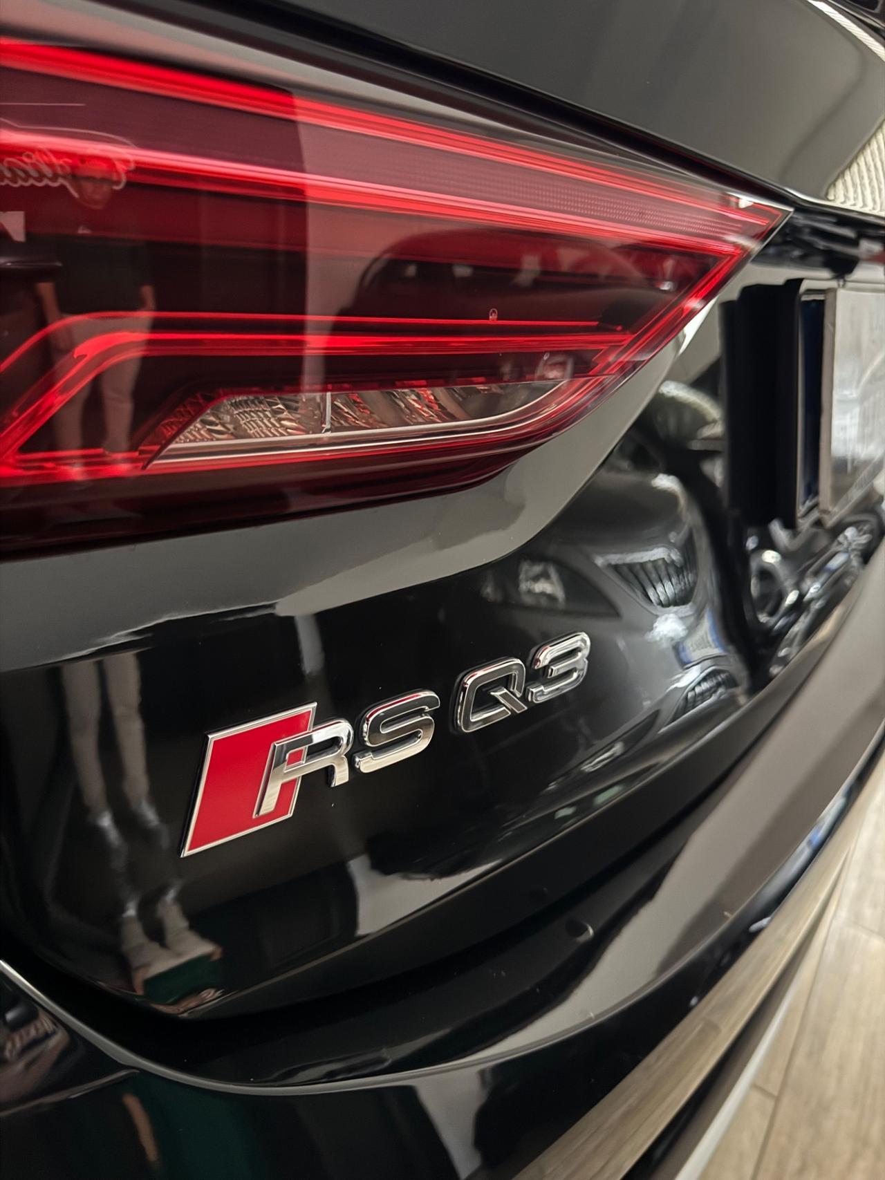 Audi Q3 RS SPB quattro S tronic
