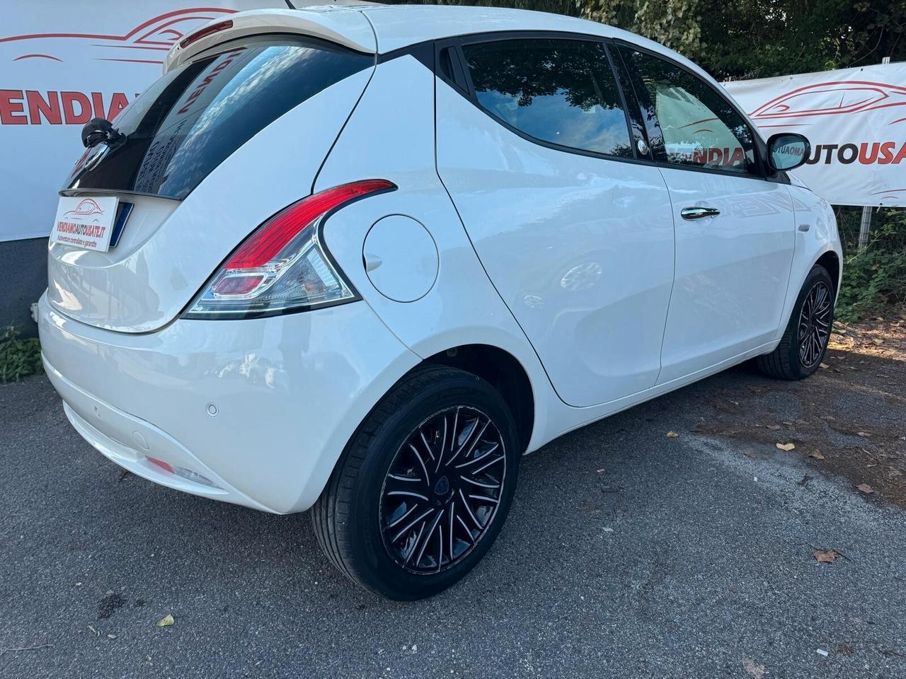 Lancia Ypsilon 1.2 69 CV 5 porte GPL Ecochic