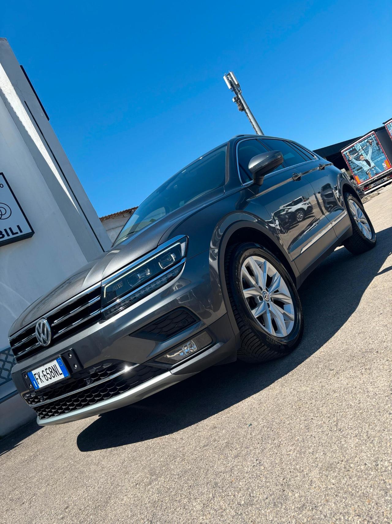 Volkswagen Tiguan - 2017