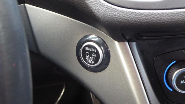 FORD Kuga 2.0 TDCI 150 CV S&S 4WD Powershift Business