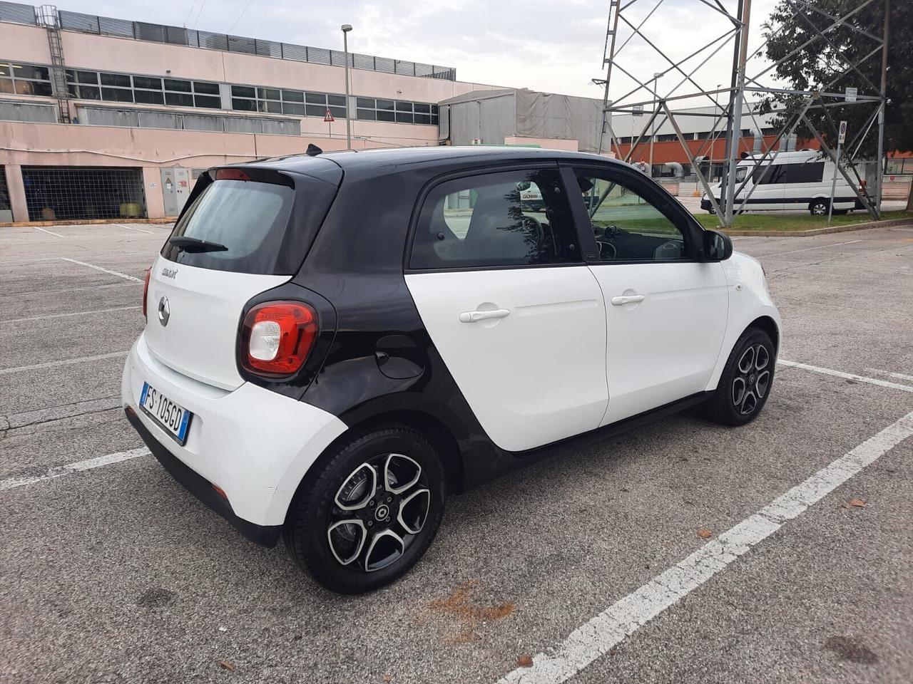 Smart ForFour Elettrica EQ Passion 29.000