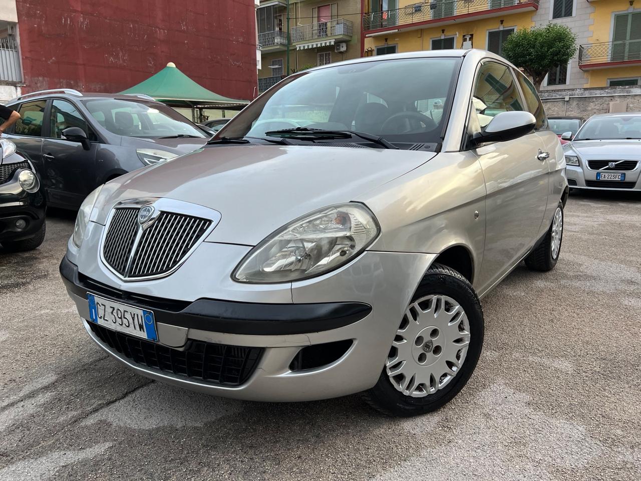 Lancia Ypsilon 1.3 Multijet 16V Platino