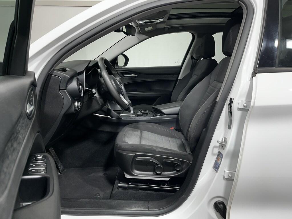 Alfa Romeo Stelvio 2.2 t Super Q4 190cv auto my19