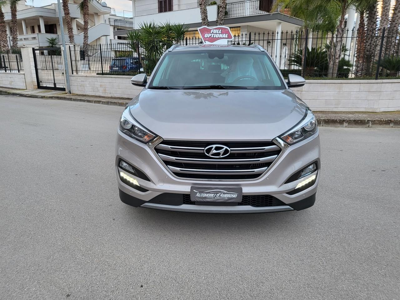 Hyundai Tucson 1.7 CRDi DCT 140cv XPossible my 17