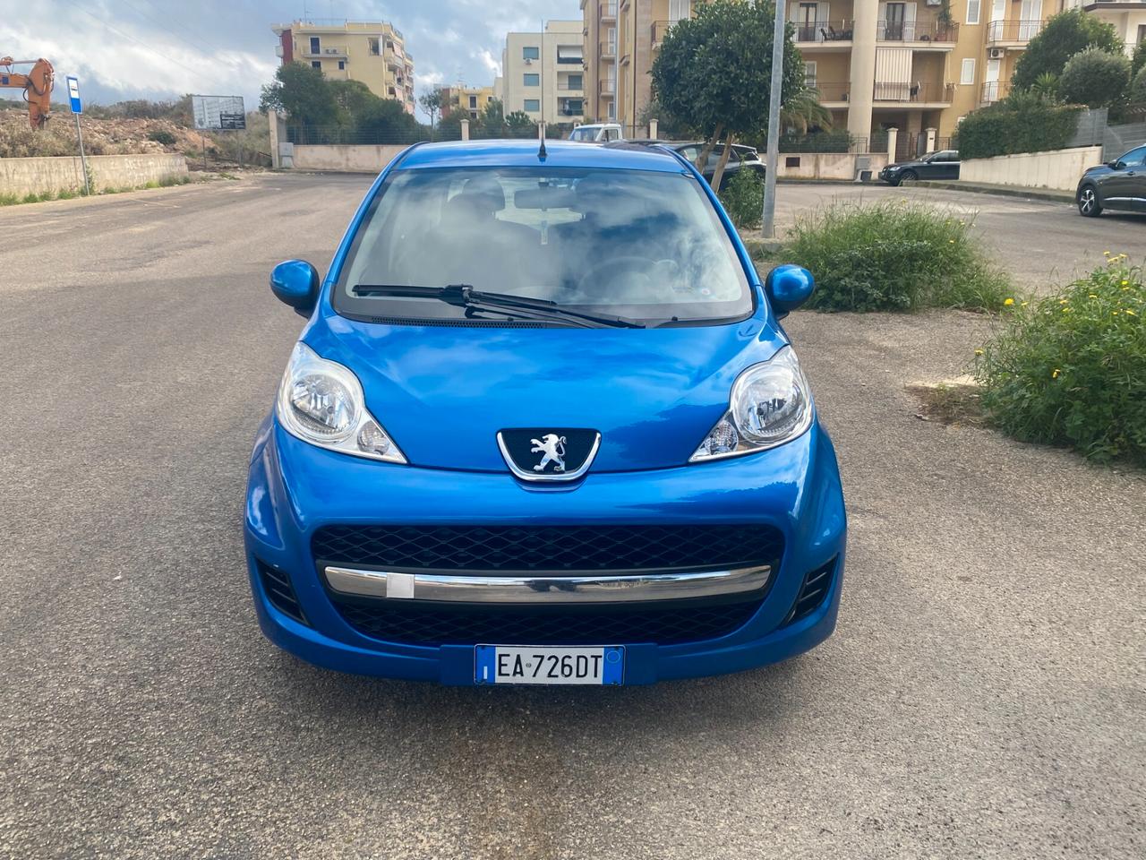 Peugeot 107 1.0 68CV 5p. Plaisir