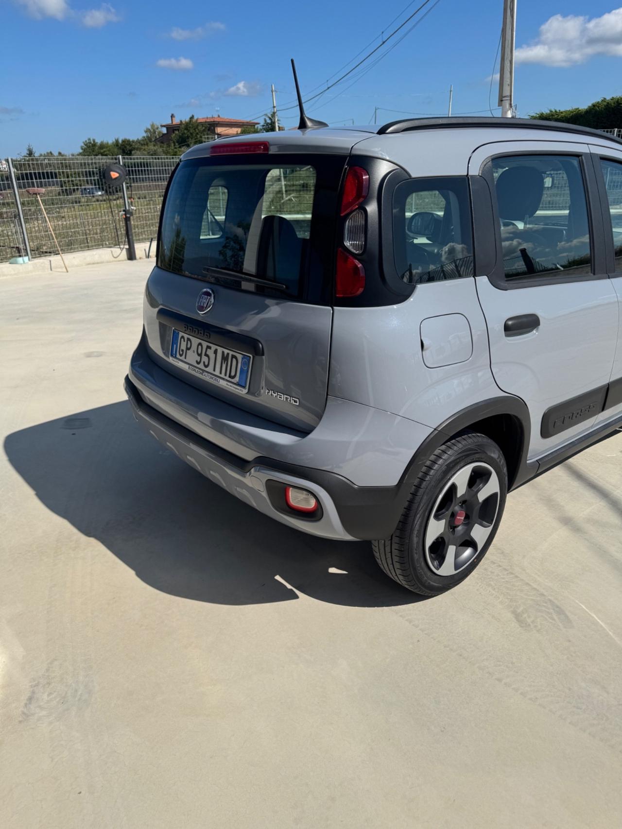 Fiat Panda 1.0 FireFly S&S Hybrid City Cross
