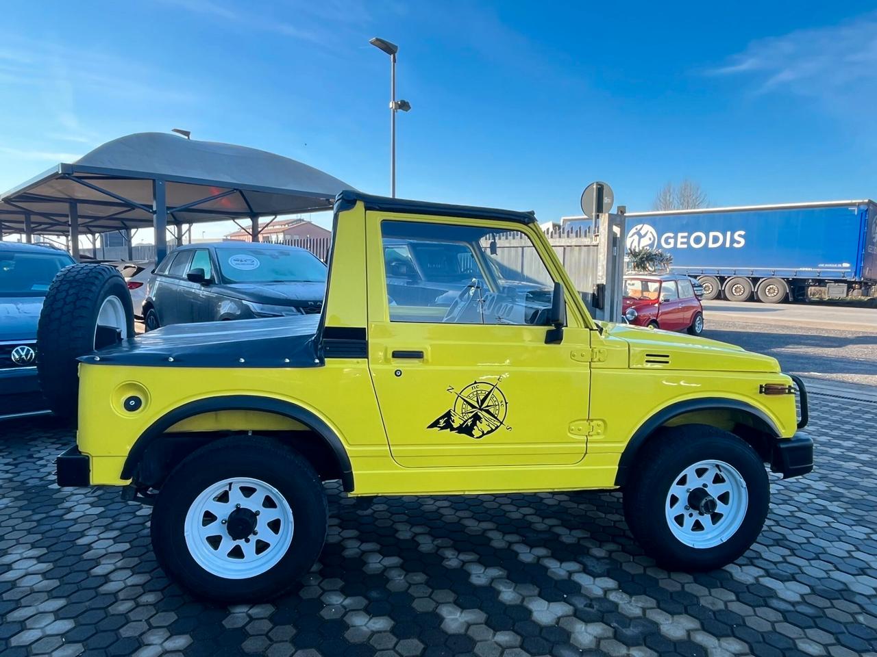 Suzuki SJ 413 SJ413 Cabriolet De Luxe