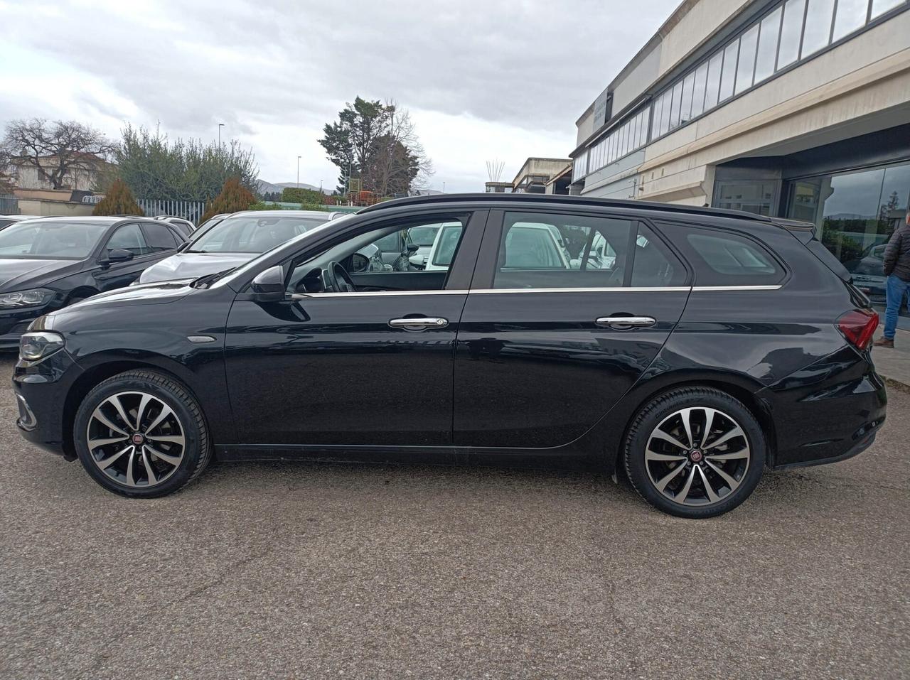 Fiat Tipo 1.6 Mjt S&S SW Lounge