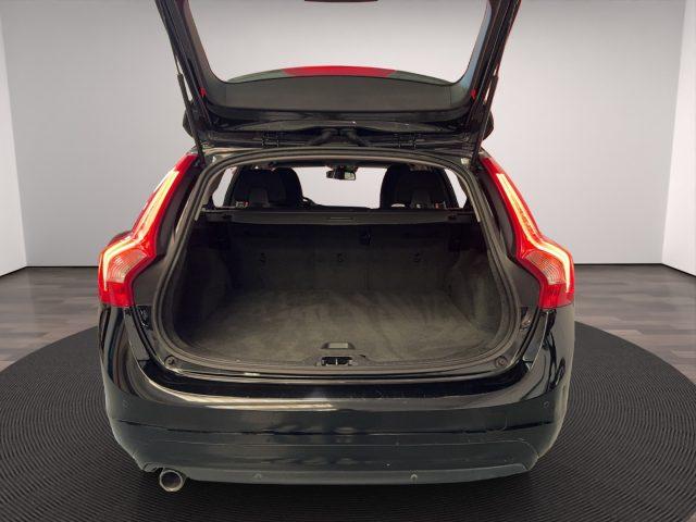 VOLVO V60 D2 1.6 Powershift Kinetic