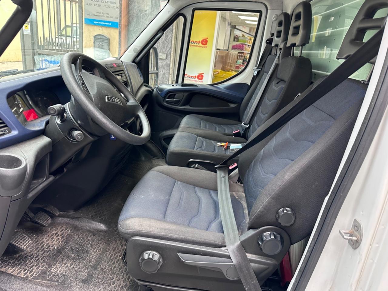 Iveco IVECO DAILY CON SPONDA ELETTRICA