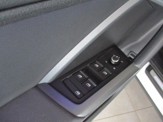 Audi Q3 SPB 35 TDI S tronic Identity Black