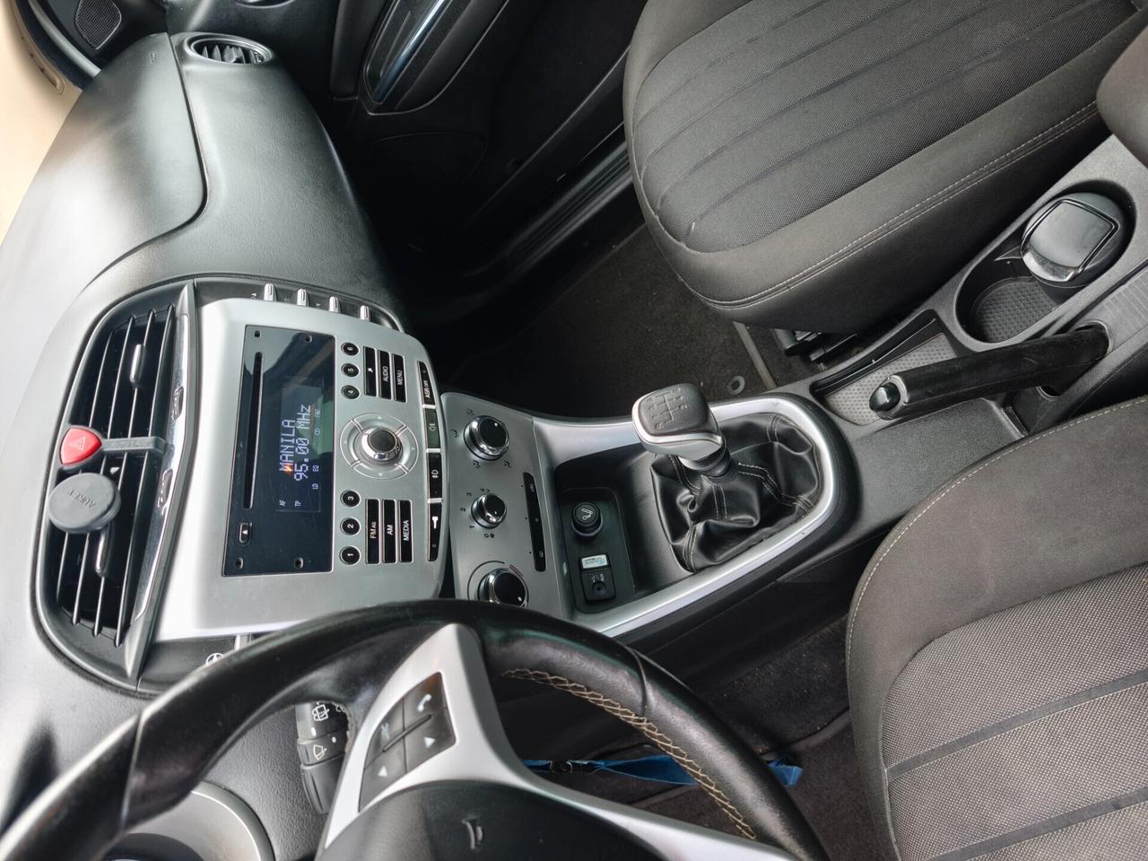 Lancia Delta 1.6 MJT DPF Gold