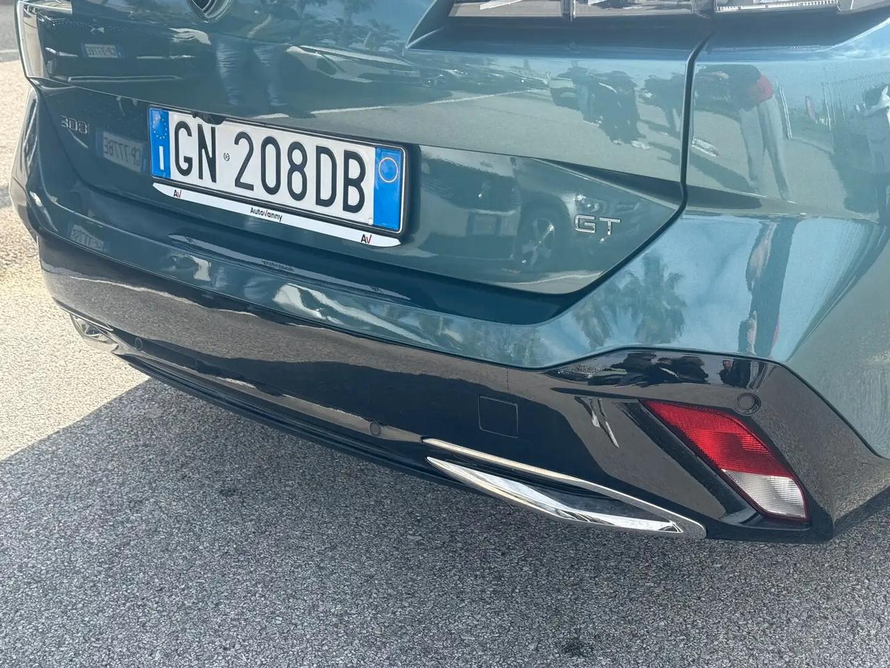 Peugeot 308 BlueHDi 130 S&S EAT8 GT