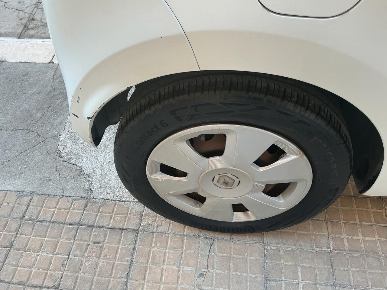 Renault Twingo 1.0 SCe Live