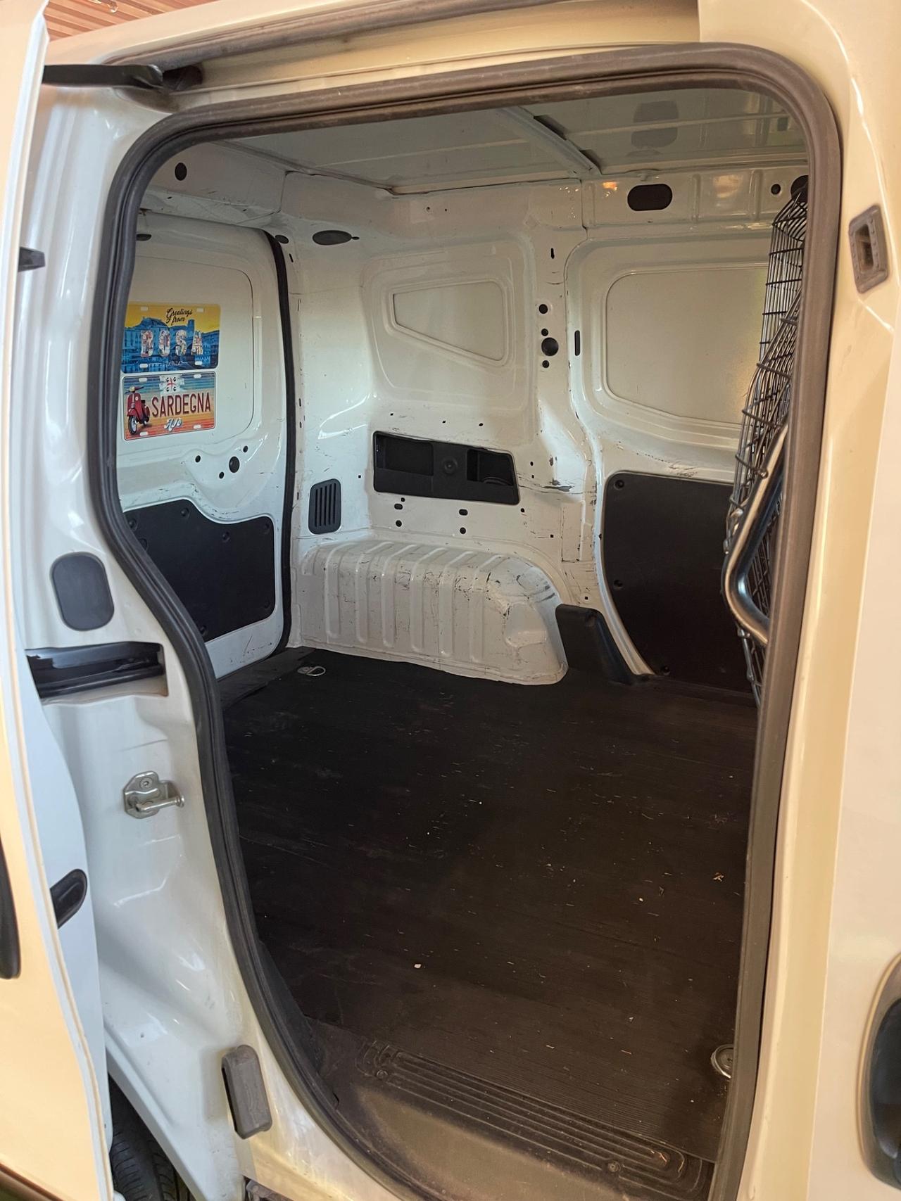Peugeot Bipper 1.3 HDi 75CV PERMUTE RATE