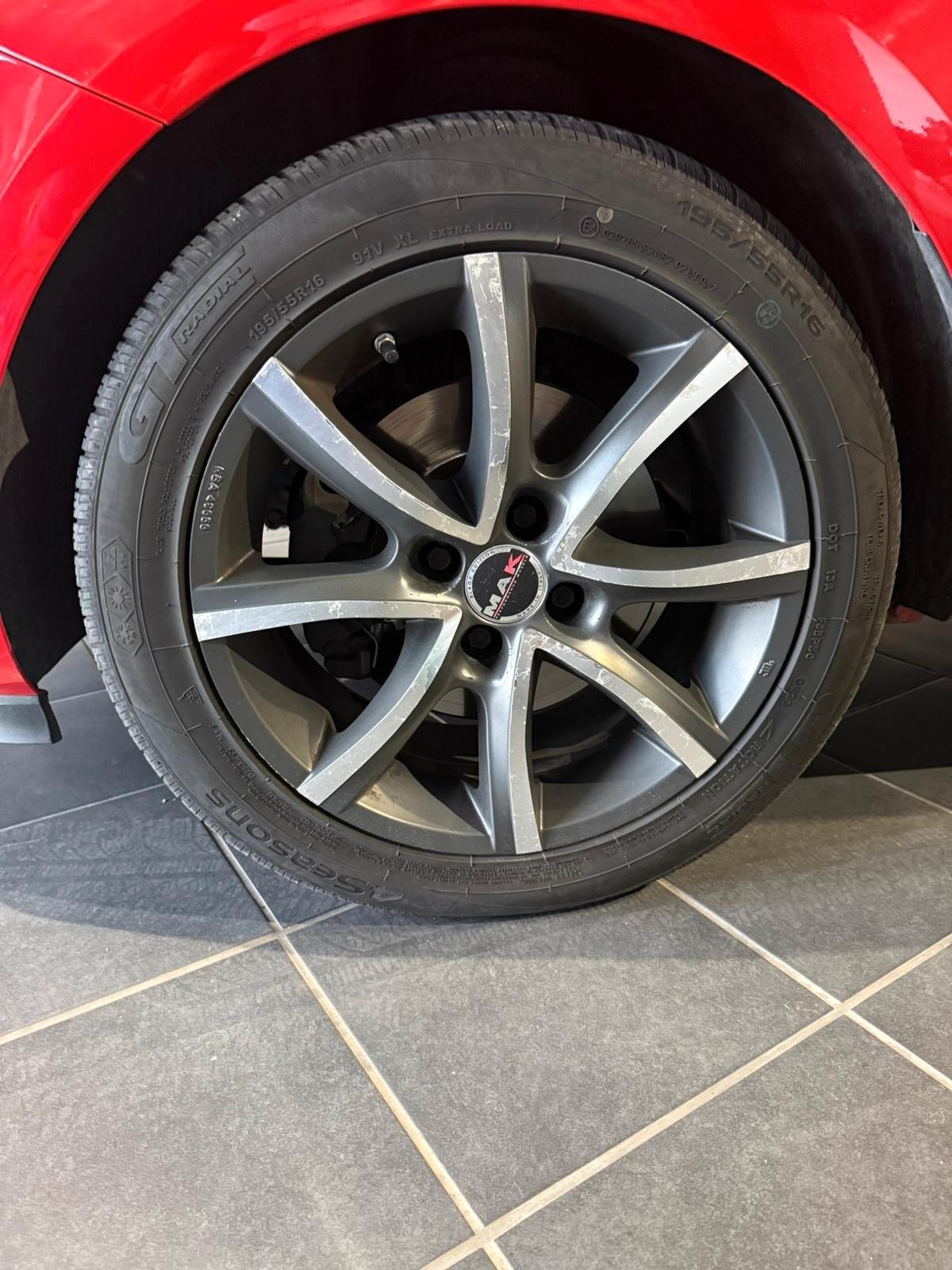 Opel Corsa-NEOPATENTATI-GARANZIA