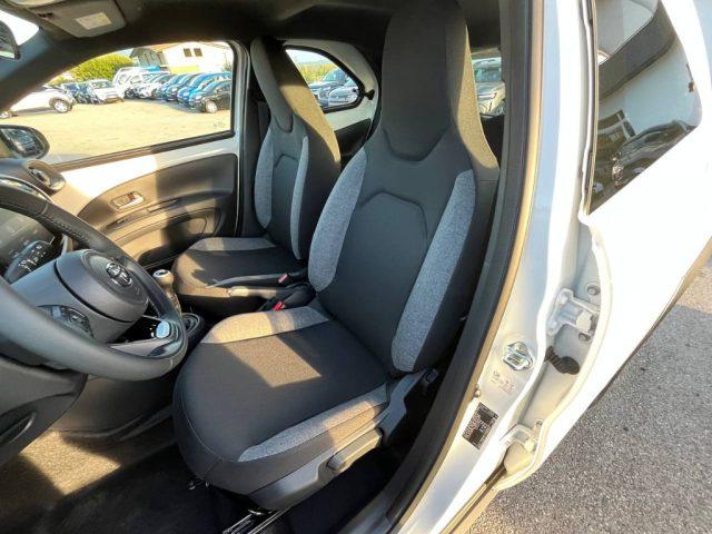 TOYOTA Aygo X 1.0 VVT-i 72 CV 5 porte Active