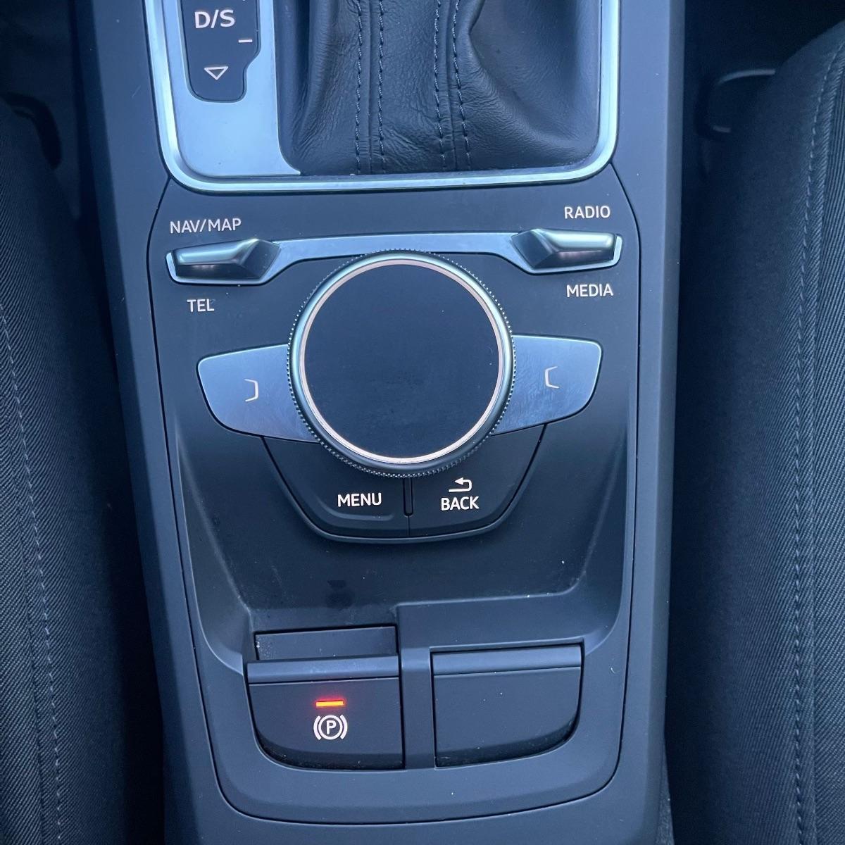 AUDI - Q2 - 30 TDI S tronic