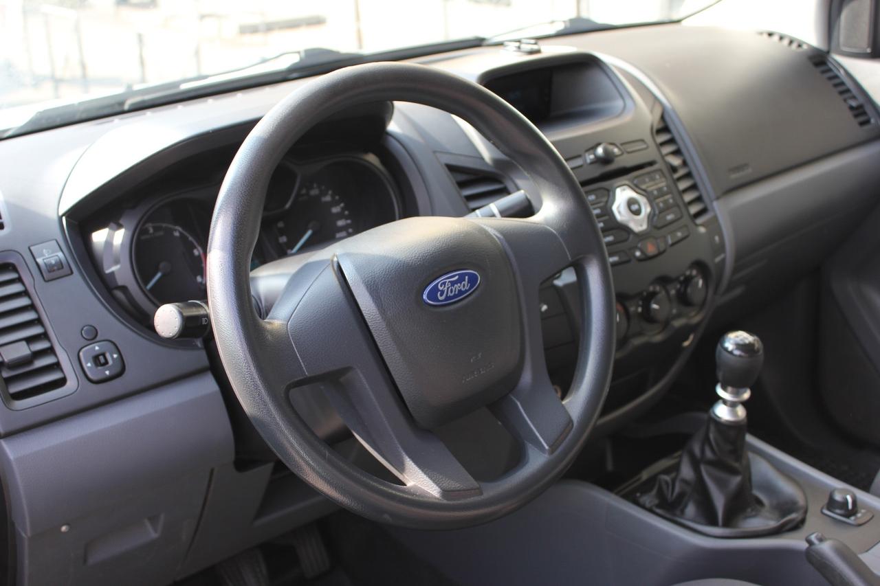 FORD RANGER 2.2 TDCI DOUBLE CAB XL HARD TOP CON TAPPARELLE LATERALI