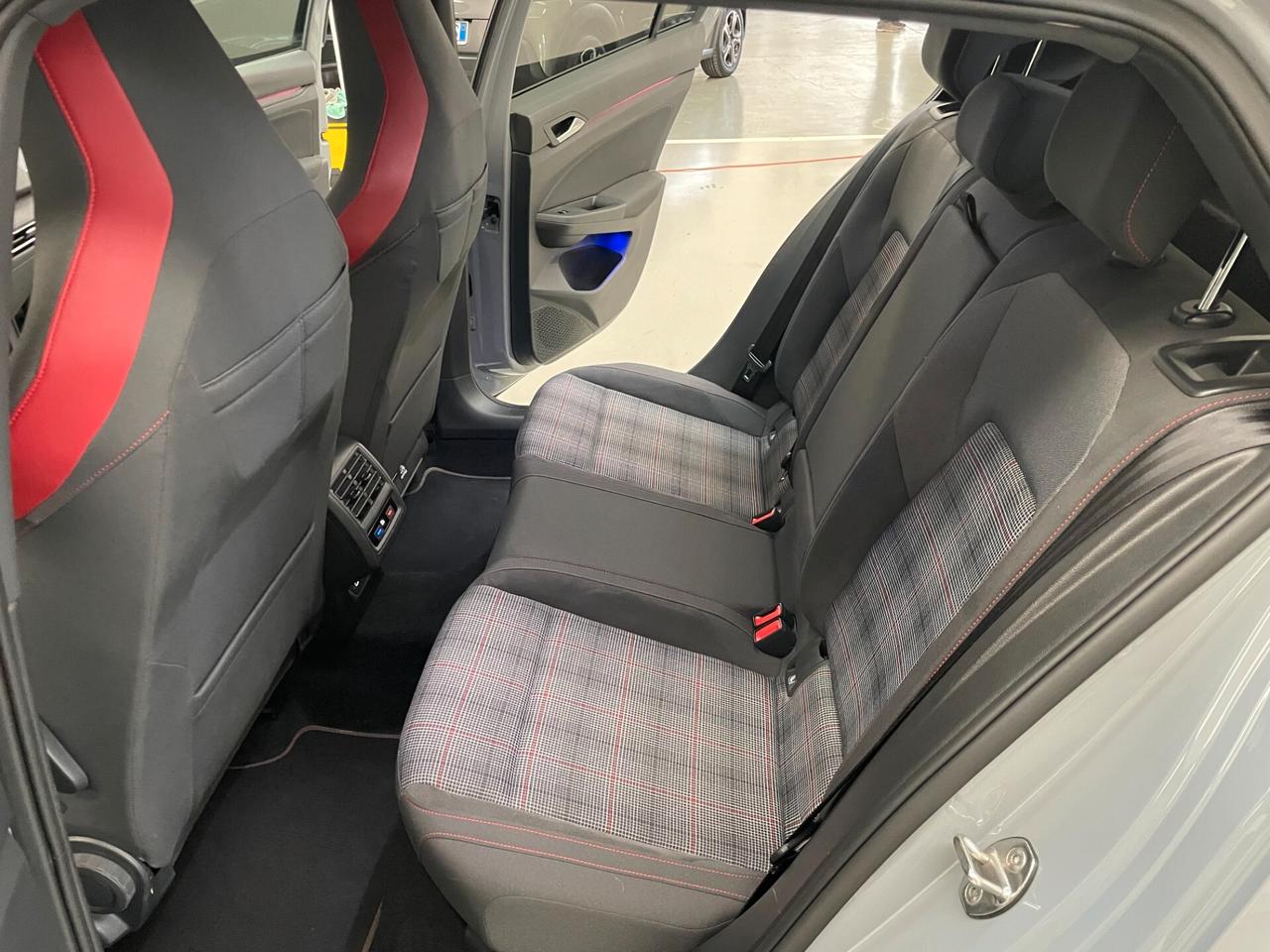 Volkswagen Golf 2.0 TSI 245CV GTI DSG