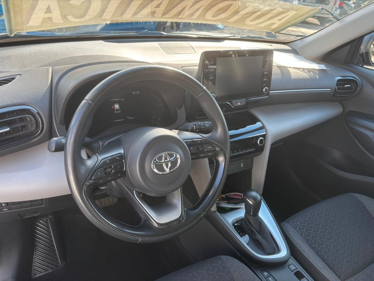 Toyota Yaris Cross 1.5 Hybrid 5p. E-CVT Business