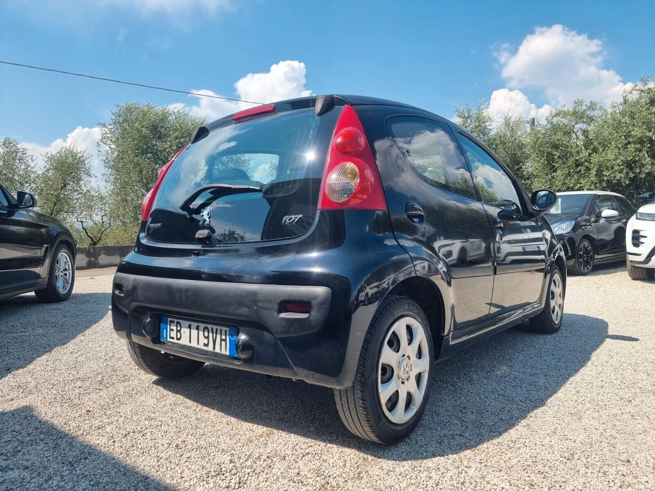 Peugeot 107 1.0 68CV 5p. Sweet Years NEOPATENTATI