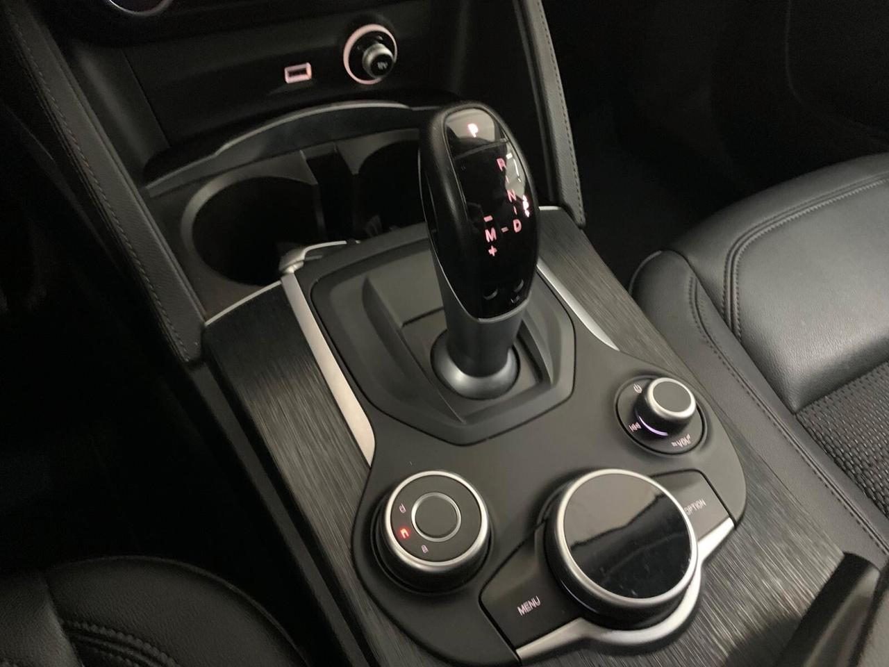 Alfa Romeo Stelvio 2.2 Turbodiesel 210 CV AT8 Q4 Executive