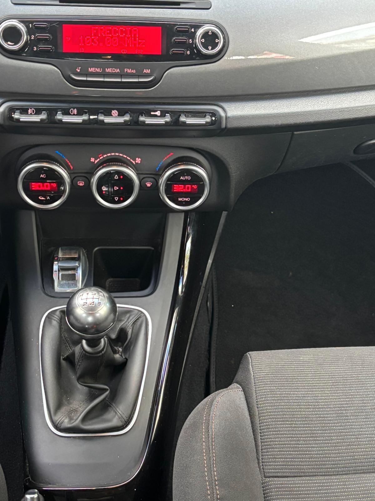 Alfa Romeo Giulietta 2.0 JTDm-2 140 CV Exclusive