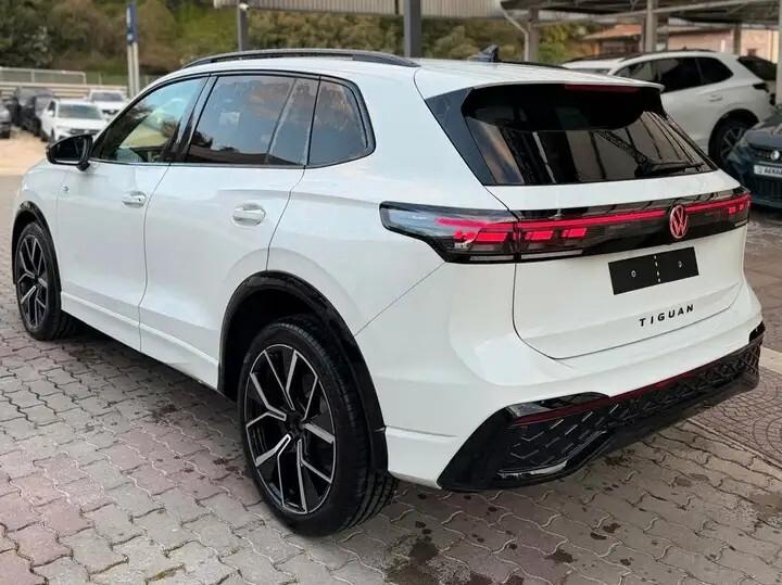 Volkswagen Tiguan 1.5 eTSI 150 CV ACT DSG R-Line Plus