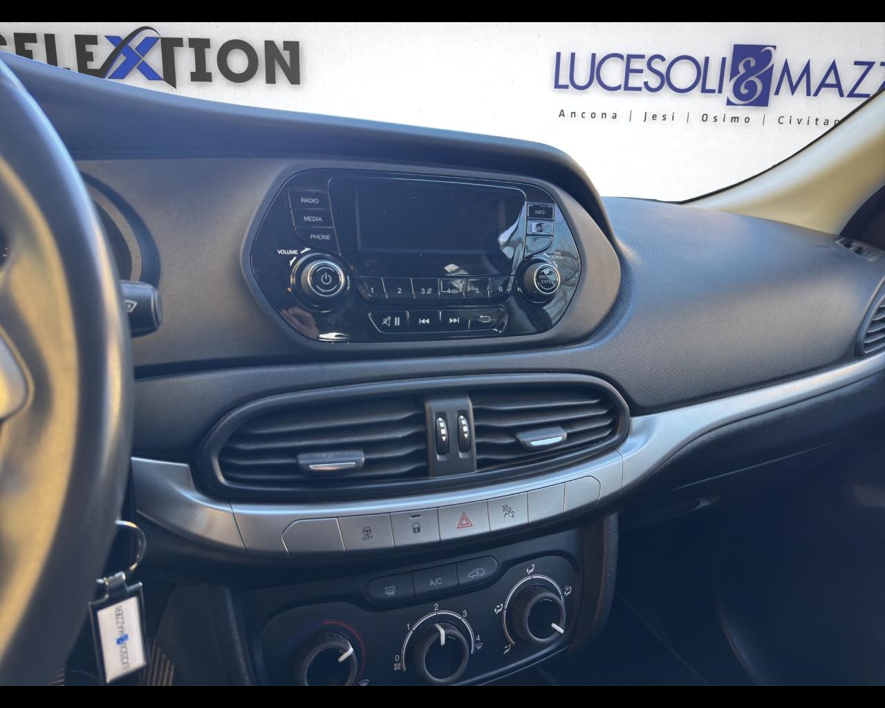 FIAT Tipo (2015-->) - Tipo 1.4 5 porte Pop