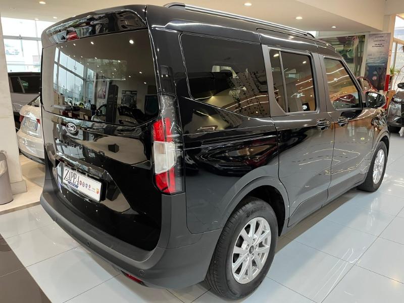 FORD Tourneo Courier 1.0 EcoBoost Powershift Titanium