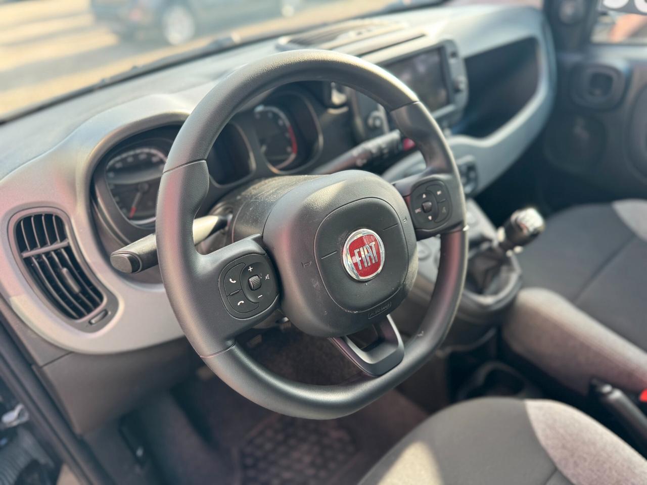 Fiat Panda 1.0 FireFly S&S Hybrid Cross - Neopatentati